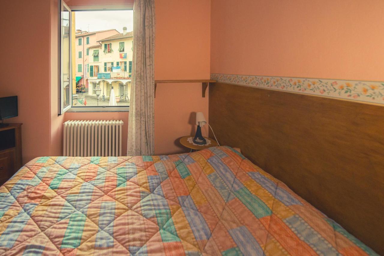 Relax Brugnato Apartment ภายนอก รูปภาพ