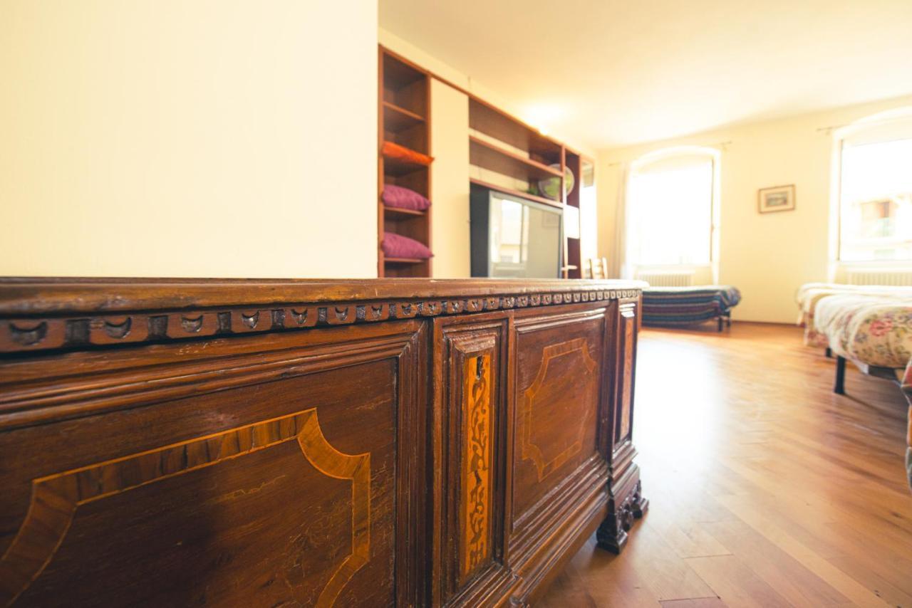Relax Brugnato Apartment ภายนอก รูปภาพ