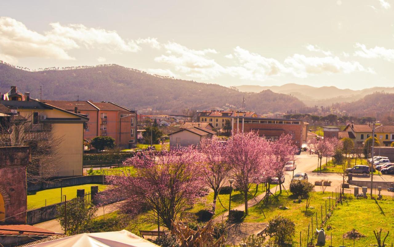 Relax Brugnato Apartment ภายนอก รูปภาพ