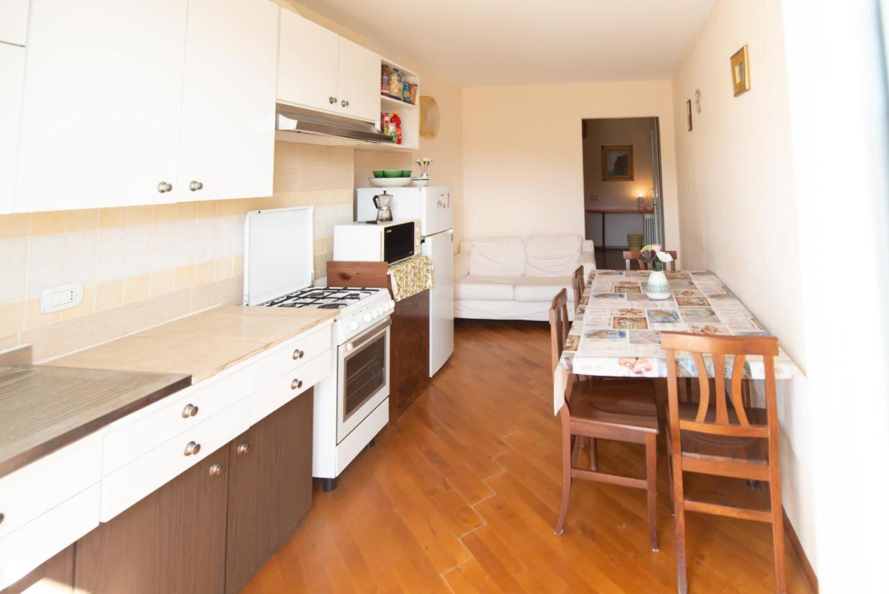 Relax Brugnato Apartment ภายนอก รูปภาพ