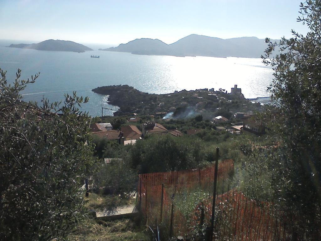 Relax Brugnato Apartment ภายนอก รูปภาพ